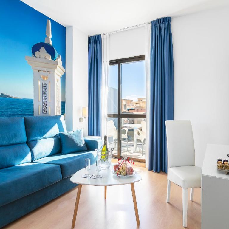 Hotel Avenida - Suite Junior con balcón - 1
