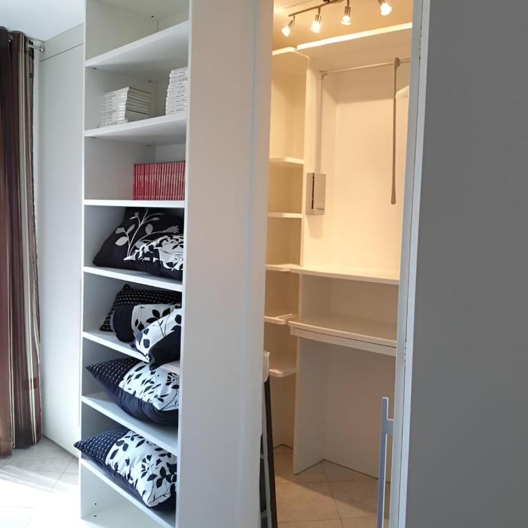 Residenza Bacchelli Cagliari - Two-Bedroom Apartment - 14
