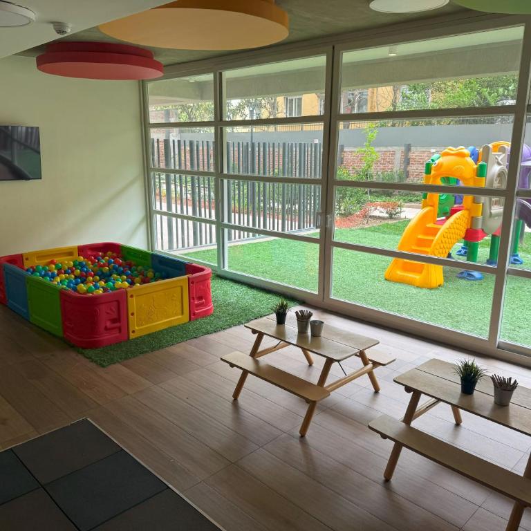 Downtown, Comfortable and modern, close to the subway - One-Bedroom Apartment - 18