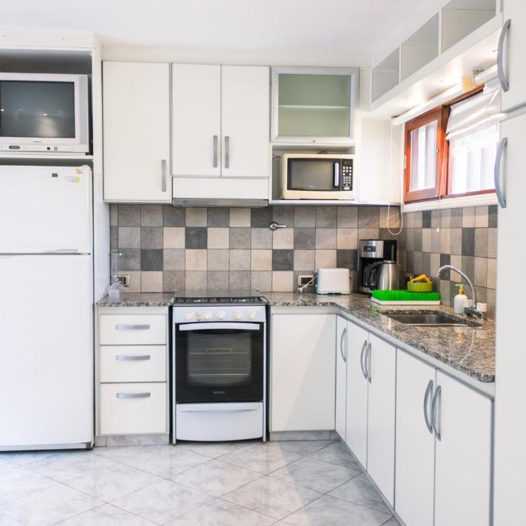 Luminoso PH con 2 dormitorios, patio - Two-Bedroom Apartment - 3