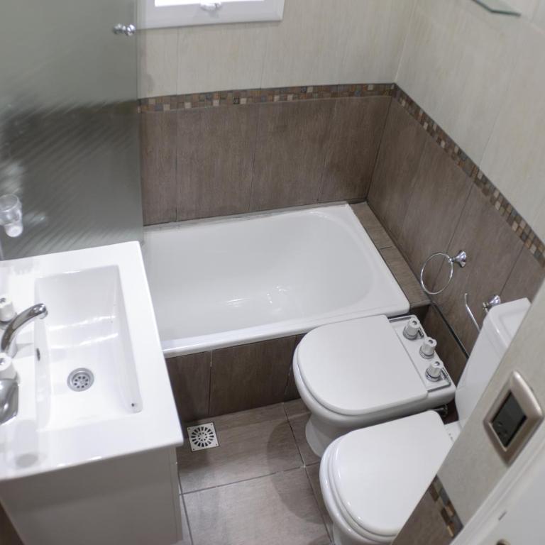 Luminoso PH con 2 dormitorios, patio - Two-Bedroom Apartment - 7