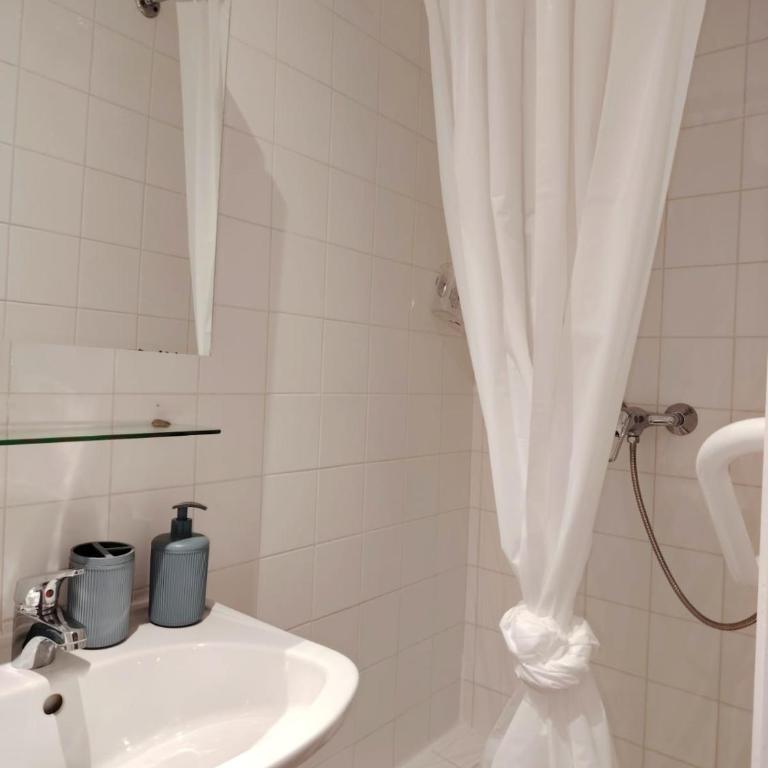 Appart'Hôtel Le Combes - Studio - 1