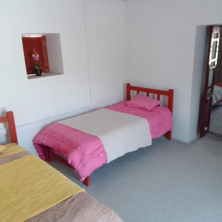 Caraz - Cozy Cottage - Four-Bedroom House - 10