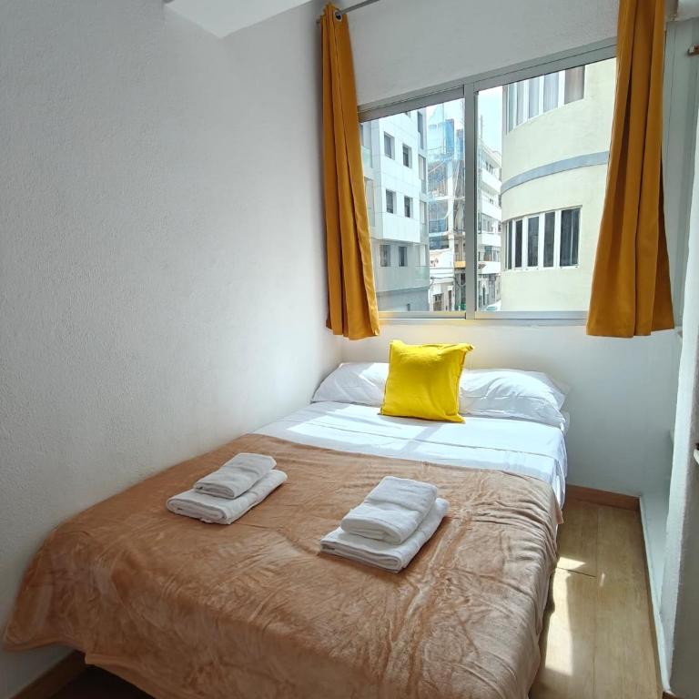 Las Canteras 128 - Two-Bedroom Apartment - 28