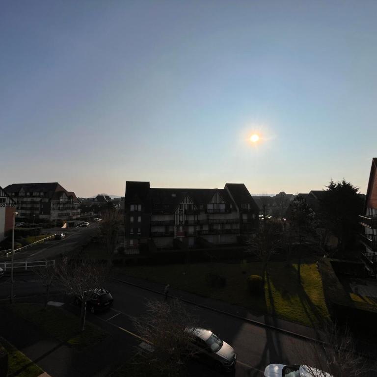 Appartement Cabourg Plage - F2 - Vue dégagée - Two-Bedroom Apartment - 13