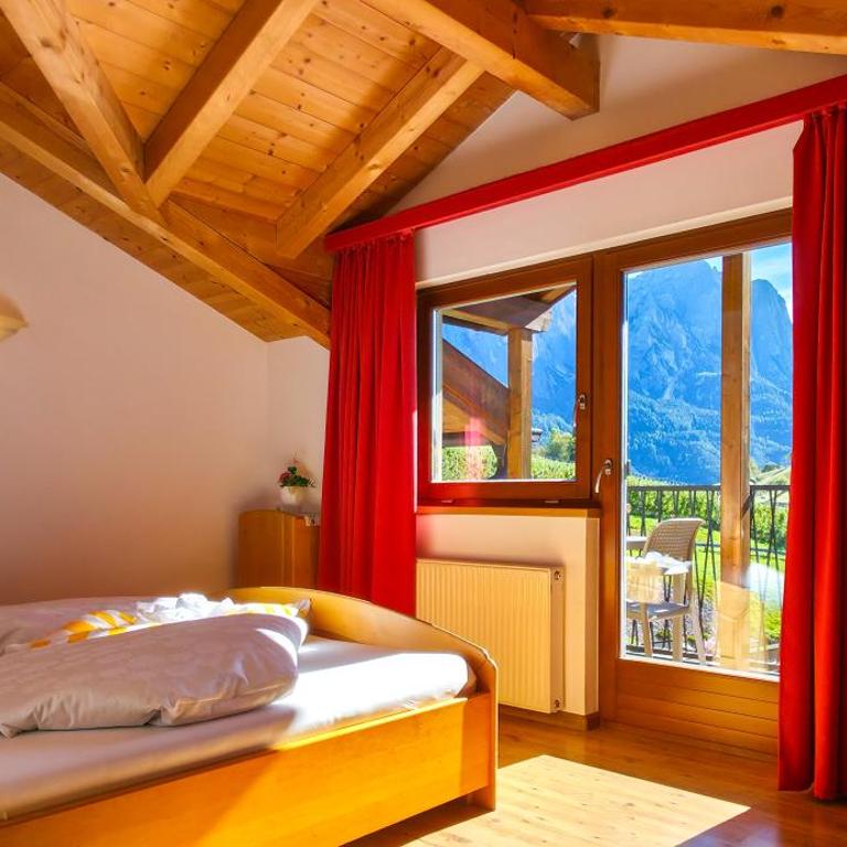Solaia Hotel & Guesthouse - Appartamento con 1 Camera da Letto, Balcone e Vista Montagna - 2