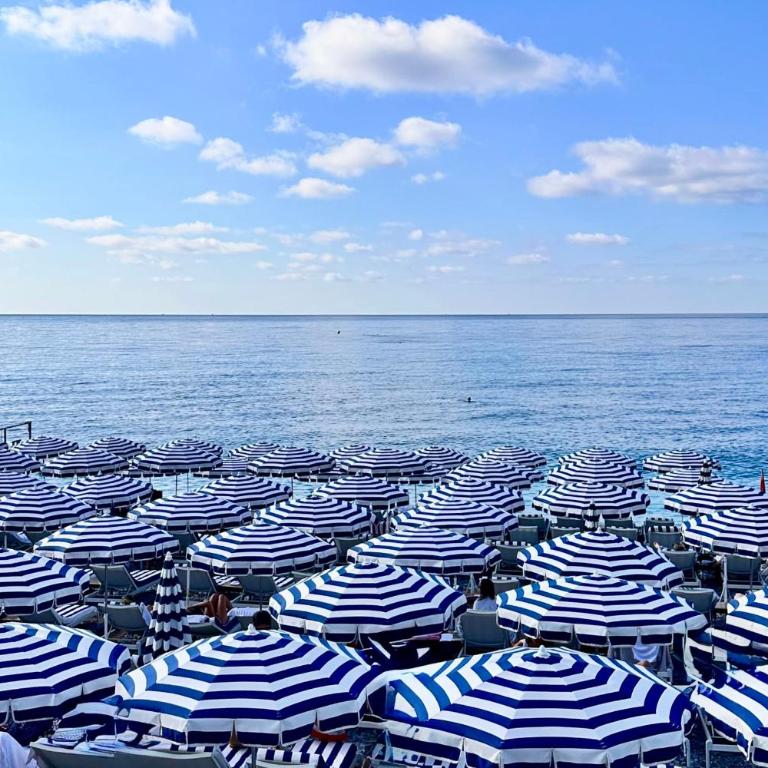 CENTRE PROMENADE Carré dOr Terrasse Plages 1 min Climatisation - Studio - 27