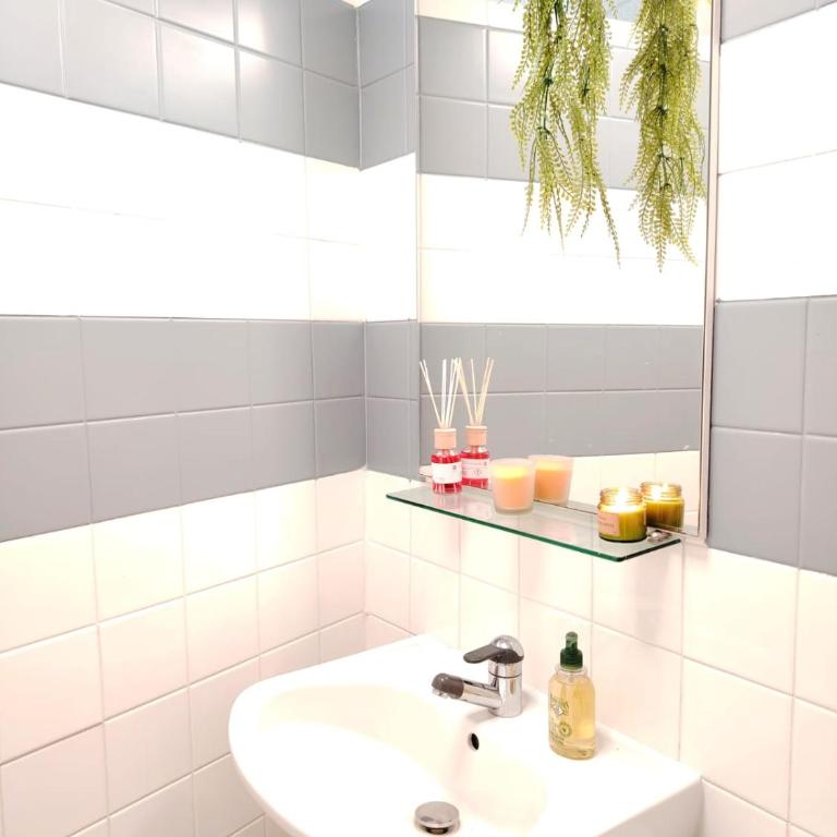 Appart'Hôtel Le Combes - Appartement - 8