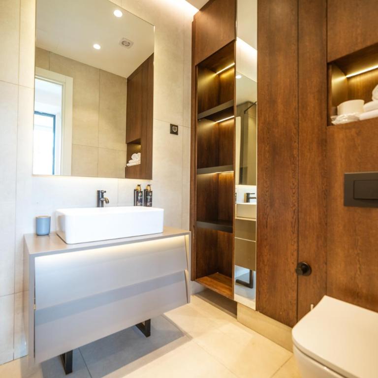 Bellemond Hotel & Residences - Apartman sa 2 Spavaće Sobe, Terasom i Pogledom na More - 9