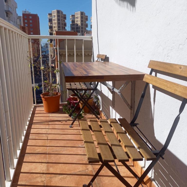 Newly renovated apartment 3 minutes from the beach - Apartamento de 2 dormitorios - 9