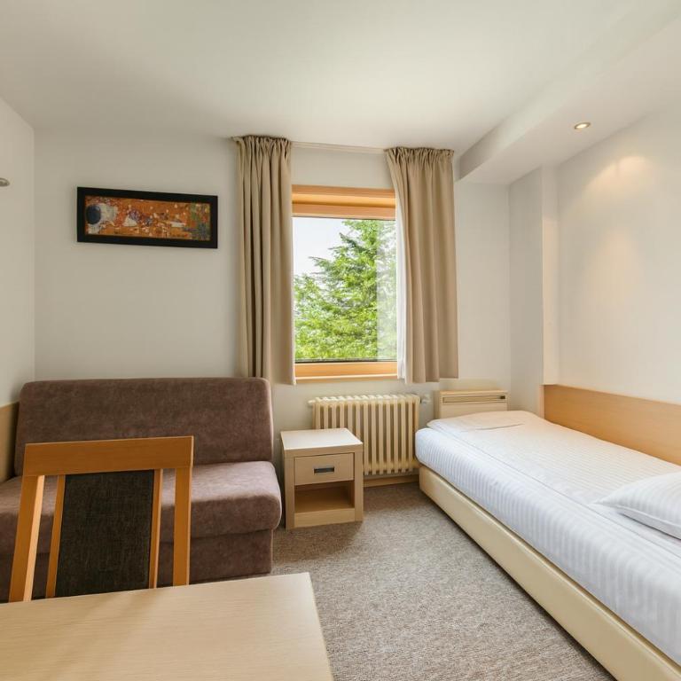 Central Konaci Apartments & Studio by Husky - Family Studio - 4