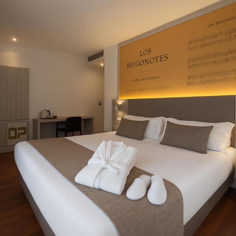 Petit Palace Boqueria Garden - Superior Double Room - 3