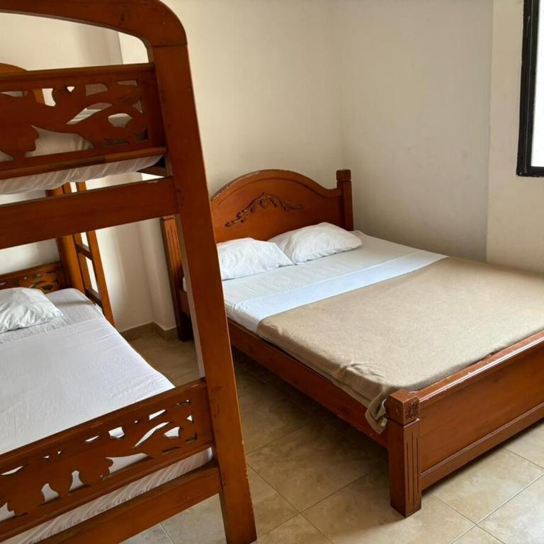 1 street from the sea WIFI AC Comfortable and family-friendly - Apartment - 1
