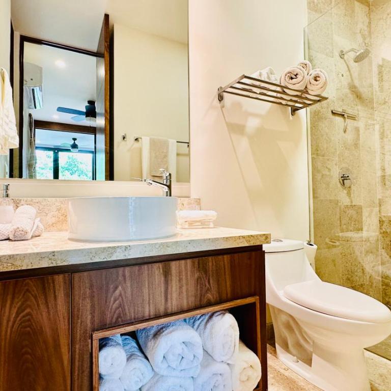 Brand New Paravian Suites by Caribe Rentas - Apartamento Deluxe de 1 dormitorio con vistas al jardín - 18