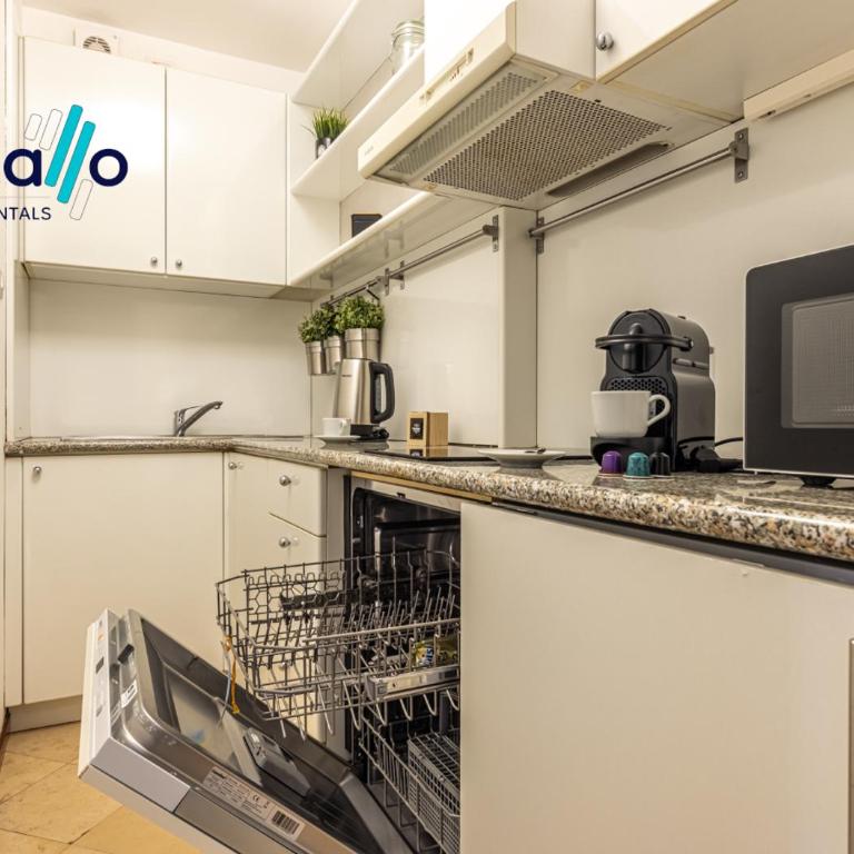 Duomo Delight Suite - 200 meters from the Duomo - Appartamento Superior con 1 Camera da Letto - 3