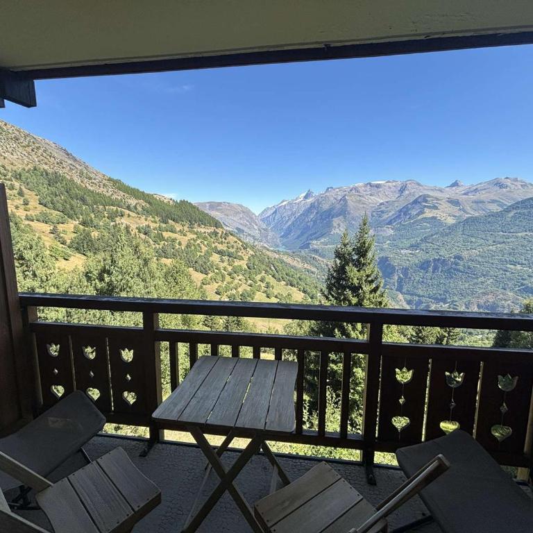 Studio confortable avec balcon à 400m des pistes - Auris en Oisans - Apartment mit 1 Schlafzimmer - 12