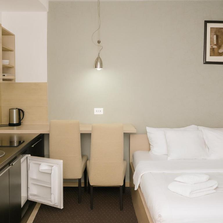 Central Konaci Apartments & Studio by Husky - King Studio - 5