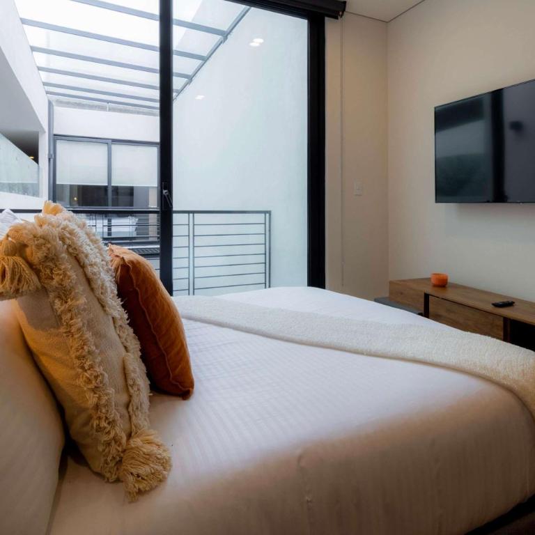 Capitalia - Great Design WTC - Apartment - 11