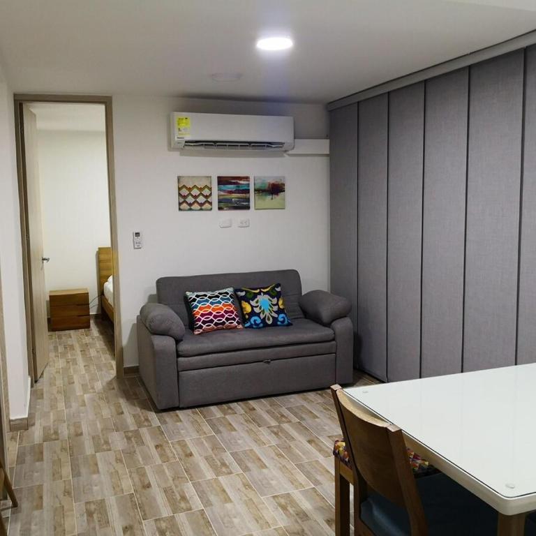 Modern Apartment Ideal for Rest in Giradot - Two-Bedroom Apartment with View - 2