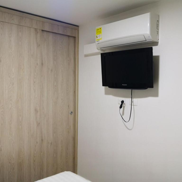 Modern Apartment Ideal for Rest in Giradot - Two-Bedroom Apartment with View - 5
