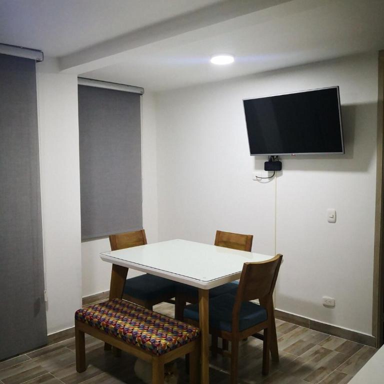 Modern Apartment Ideal for Rest in Giradot - Two-Bedroom Apartment with View - 9
