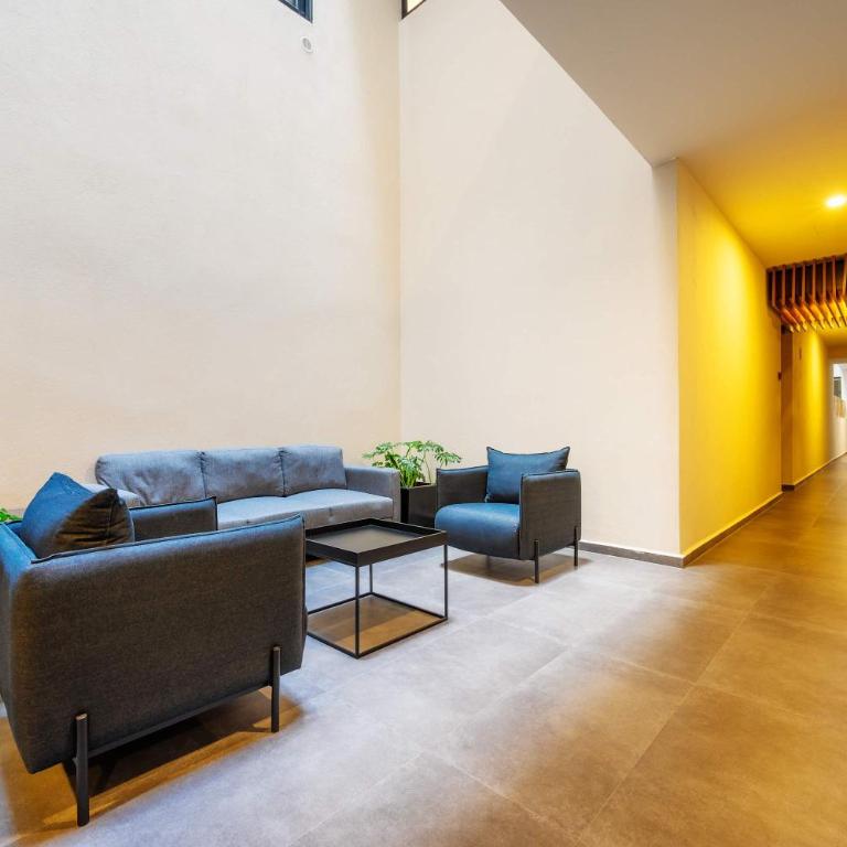 Capitalia Terrace Views for Every Mood Gym - Apartment - 26