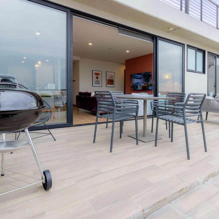Capitalia Terrace Views for Every Mood Gym - Apartment - 25