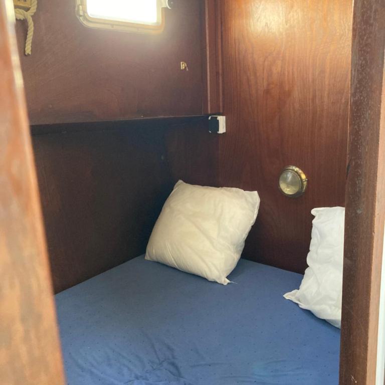 Nuit, séjour insolite à bord du Lapso II - Mobile Home - 5