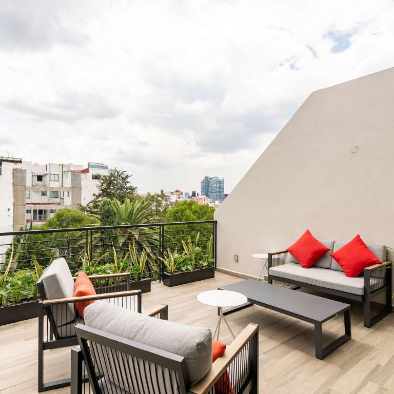 Capitalia Breathtaking Views & Onsite Gym - Apartment - 15