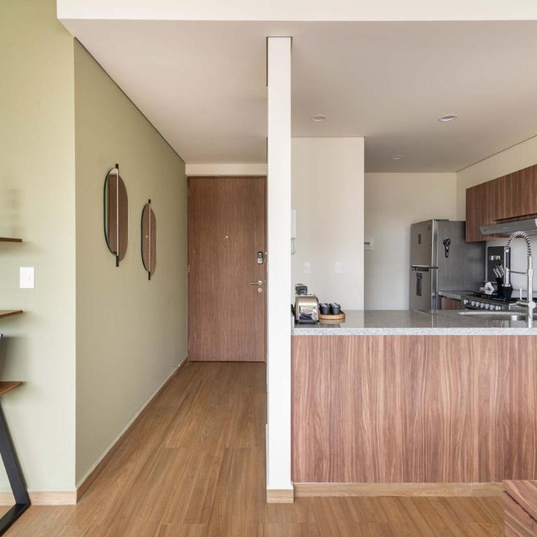 Capitalia Breathtaking Views & Onsite Gym - Apartment - 18