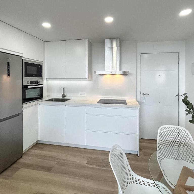 1 Bedroom Lovely Apartment In Benalmadena - Apartamento de 1 dormitorio - 3