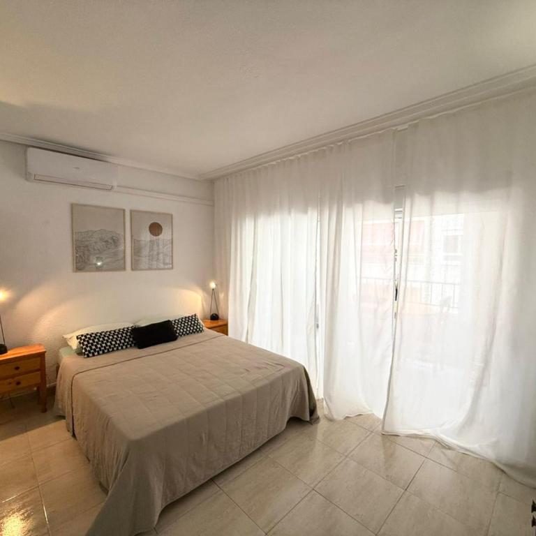 Finlandia Studio by Los Locos beach - Apartamento de 1 dormitorio - 10