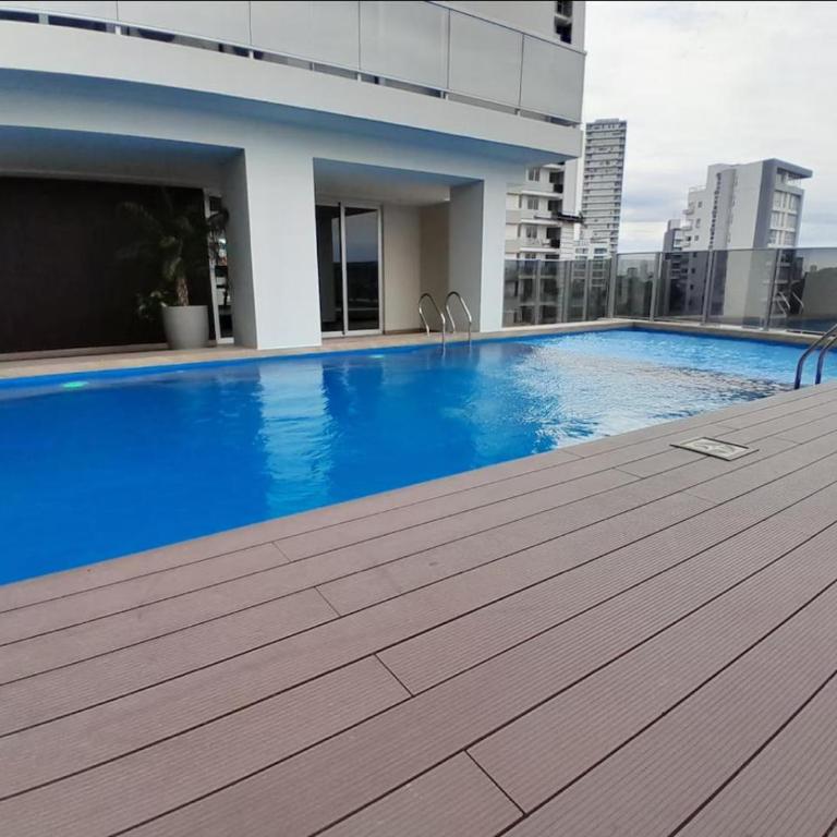 DEPARTAMENTO EN EQUIPETROL CON PISCINA ATEMPERADA- GYM Y PARQUEO GRATIS, CERCA DEL VENTURA MALL , LOS TAJIBOS, MANZANA 40 y SUPERMERCADOS - Apartamento de 1 dormitorio - 24