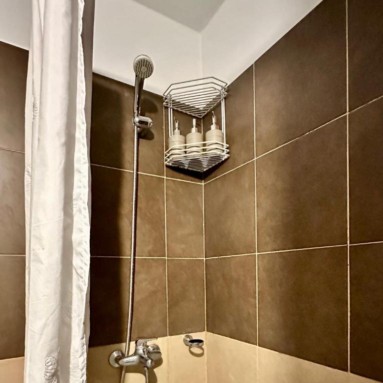 Urban Alberdi Dpto con cochera, pileta y seguridad 24 hs - Apartamento de 1 dormitorio - 12