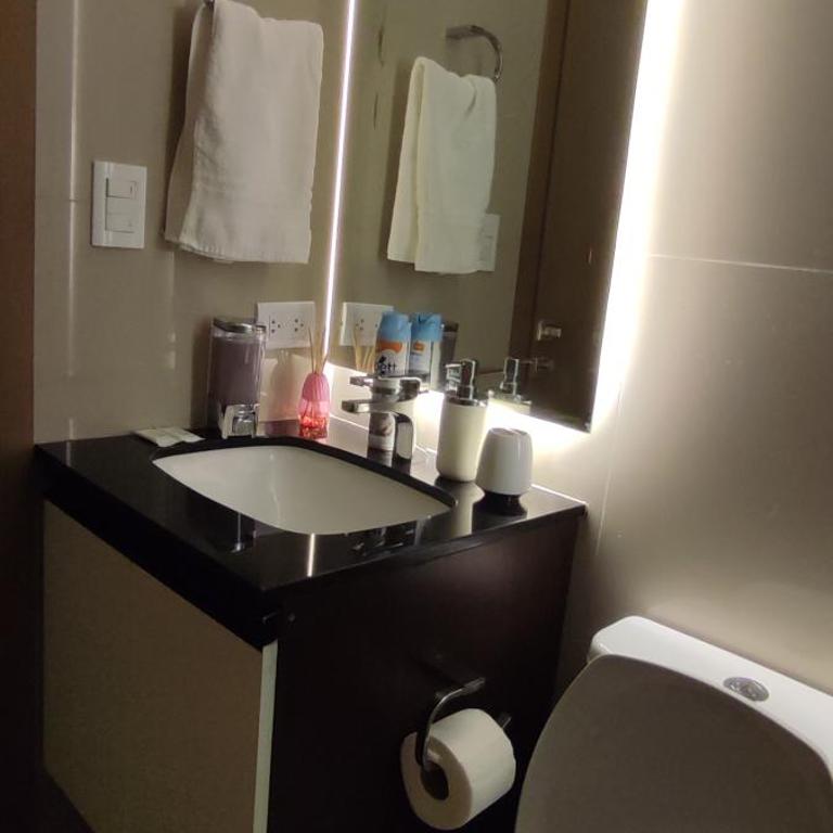 DEPARTAMENTO EN EQUIPETROL CON PISCINA ATEMPERADA- GYM Y PARQUEO GRATIS, CERCA DEL VENTURA MALL , LOS TAJIBOS, MANZANA 40 y SUPERMERCADOS - Apartamento de 1 dormitorio - 36