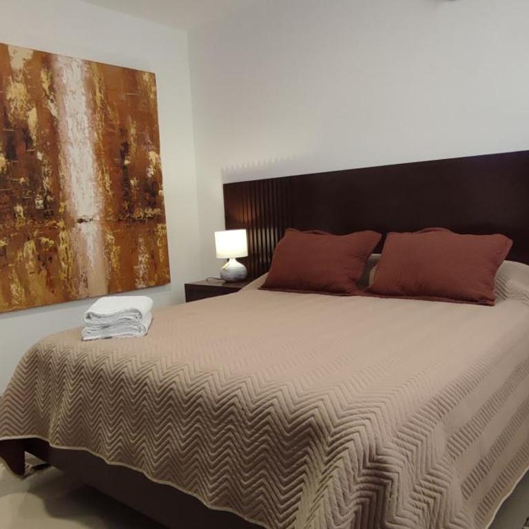 DEPARTAMENTO EN EQUIPETROL CON PISCINA ATEMPERADA- GYM Y PARQUEO GRATIS, CERCA DEL VENTURA MALL , LOS TAJIBOS, MANZANA 40 y SUPERMERCADOS - Apartamento de 1 dormitorio - 51