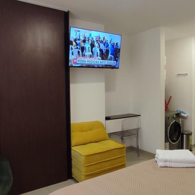 DEPARTAMENTO EN EQUIPETROL CON PISCINA ATEMPERADA- GYM Y PARQUEO GRATIS, CERCA DEL VENTURA MALL , LOS TAJIBOS, MANZANA 40 y SUPERMERCADOS - Apartamento de 1 dormitorio - 52