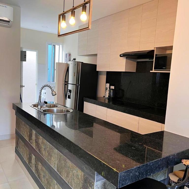 departamento Vacacional, frente al mar - Three-Bedroom Deluxe Apartment - 8