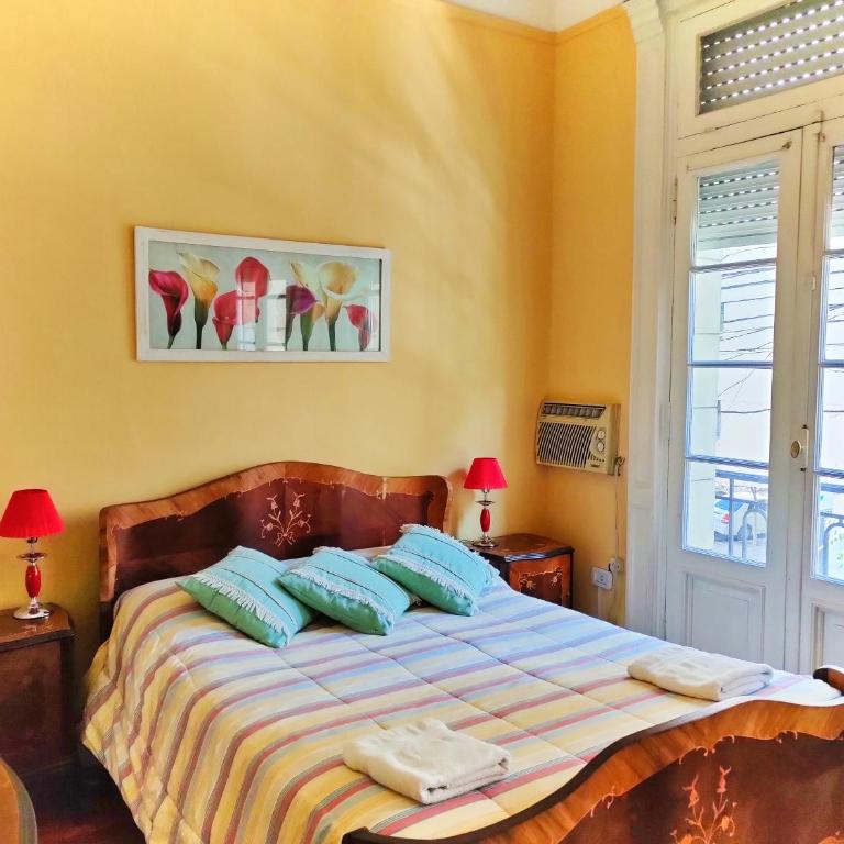 Flor de Lino Posada Porteña - Habitación Doble Estándar con baño compartido - 22