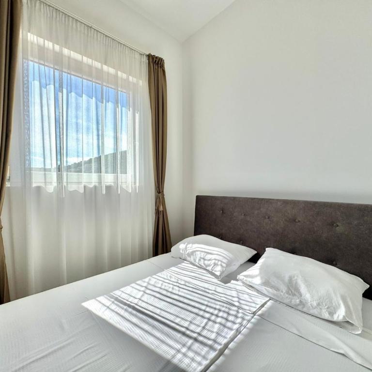 Hotel Lobo Budva - Superior Dvokrevetna Soba sa Bračnim Krevetom - 8