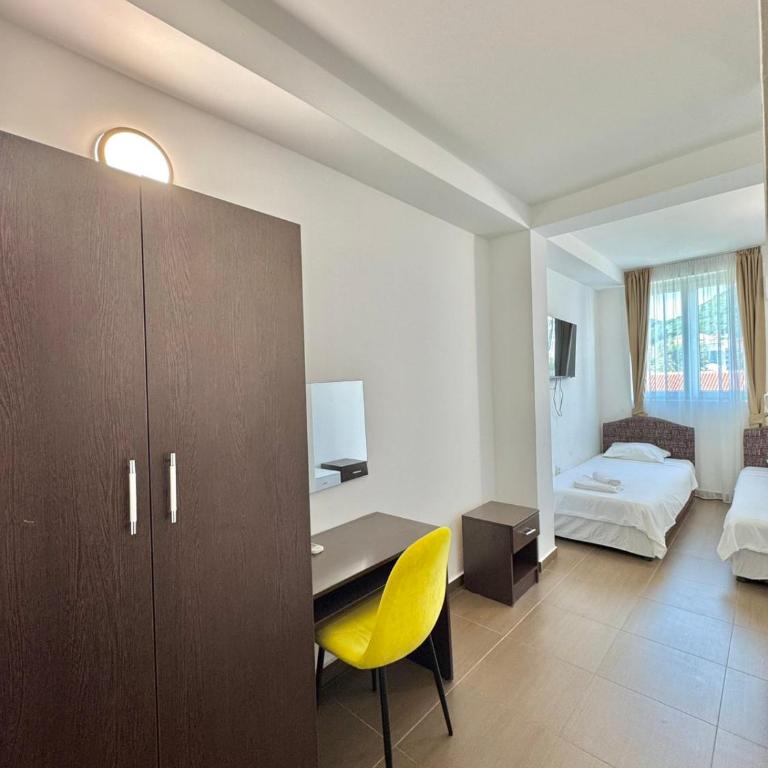 Hotel Lobo Budva - Dvokrevetna Soba sa Bračnim Krevetom - 9