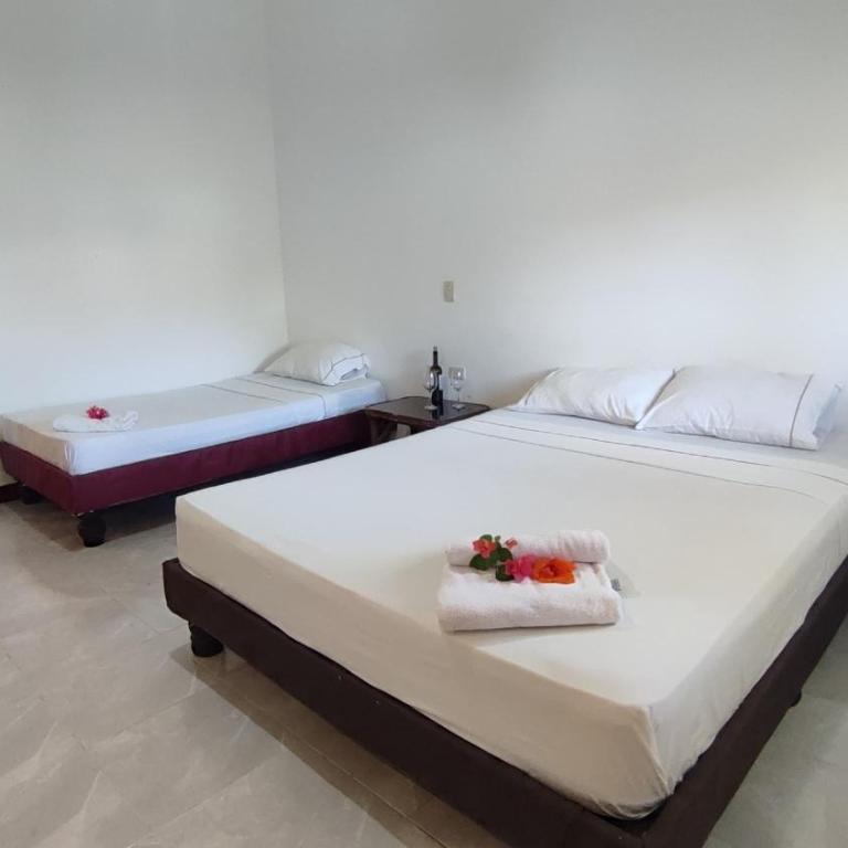 Kanus Ayangue - Triple Room - 4