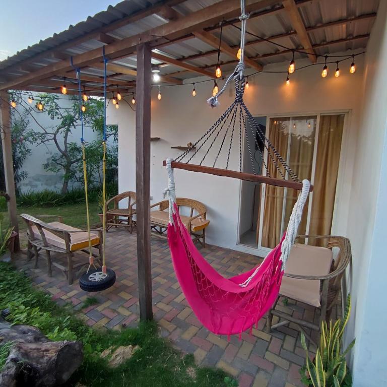 Kanus Ayangue - Three-Bedroom Townhouse - 1