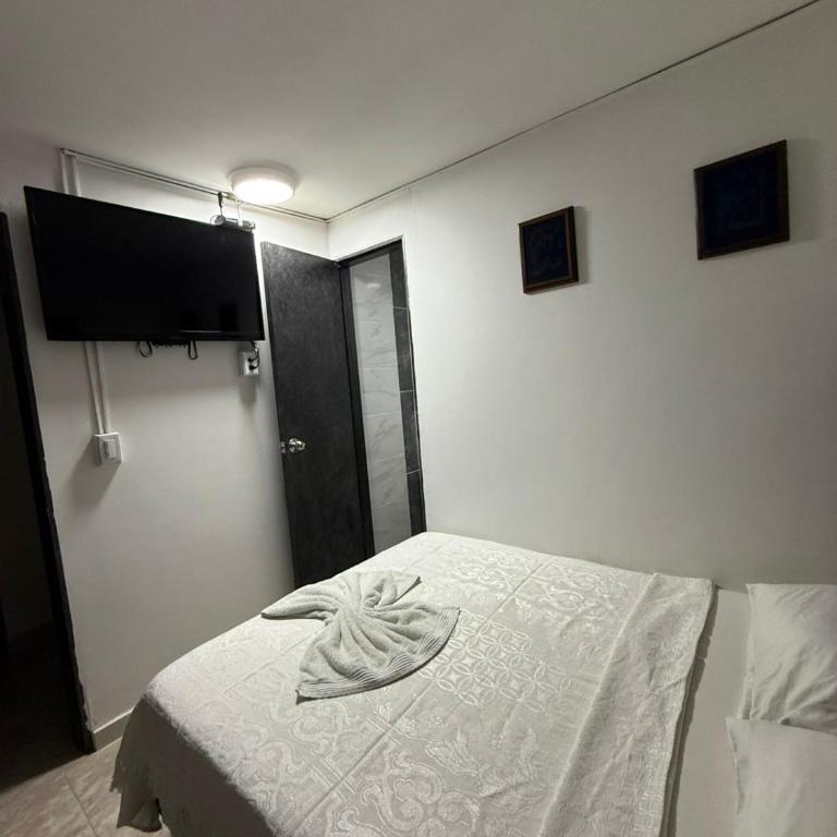 Casa hotel la 33 - Habitación Estándar - 1 cama grande - 4