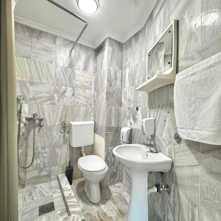 Hotel Lobo Budva - Superior Soba sa Bračnim Krevetom (Queen-size) - 3