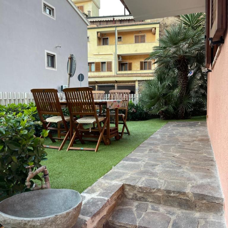 Casa Castelsardo con giardino - Casa con 2 Camere da Letto - 3