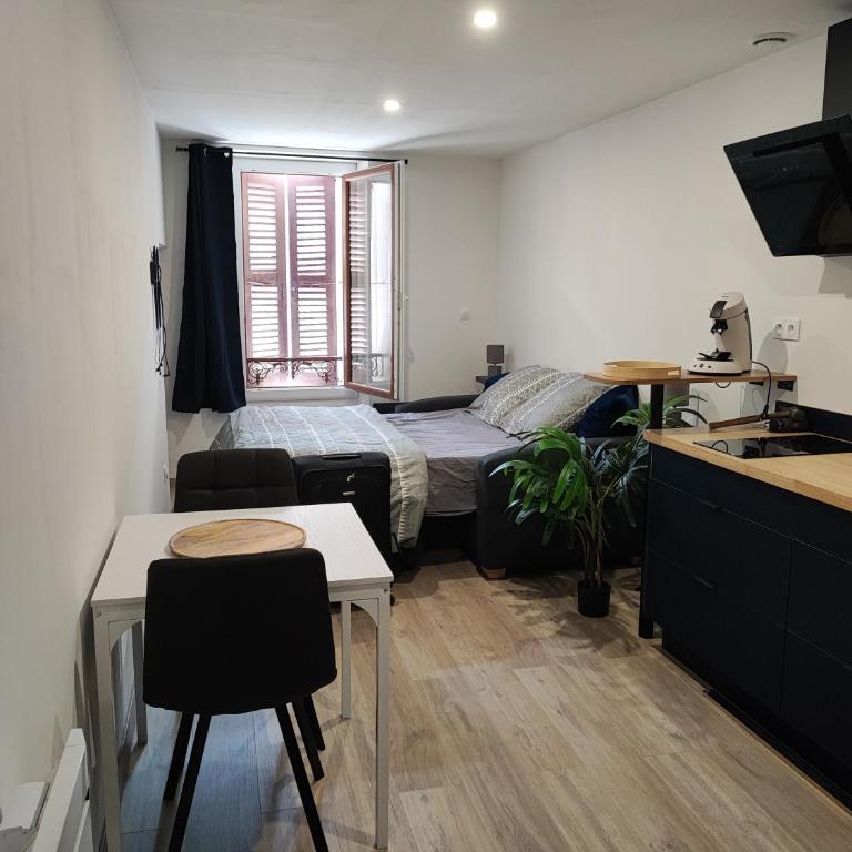 Studio à 150m du village - Appartement 1 Chambre - 2