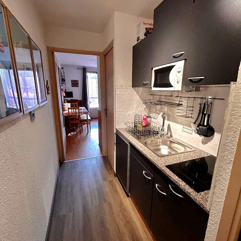 Studio cosy - centre station - Balcon avec vue montagne - Parking privé - Apartment mit 1 Schlafzimmer - 4