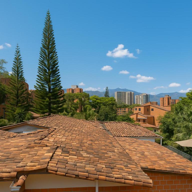 Edificio La Frontera - Vista El Poblado Free Parking & Wifi Recep 24 h - Estudio con cama extragrande y sofá cama - 1