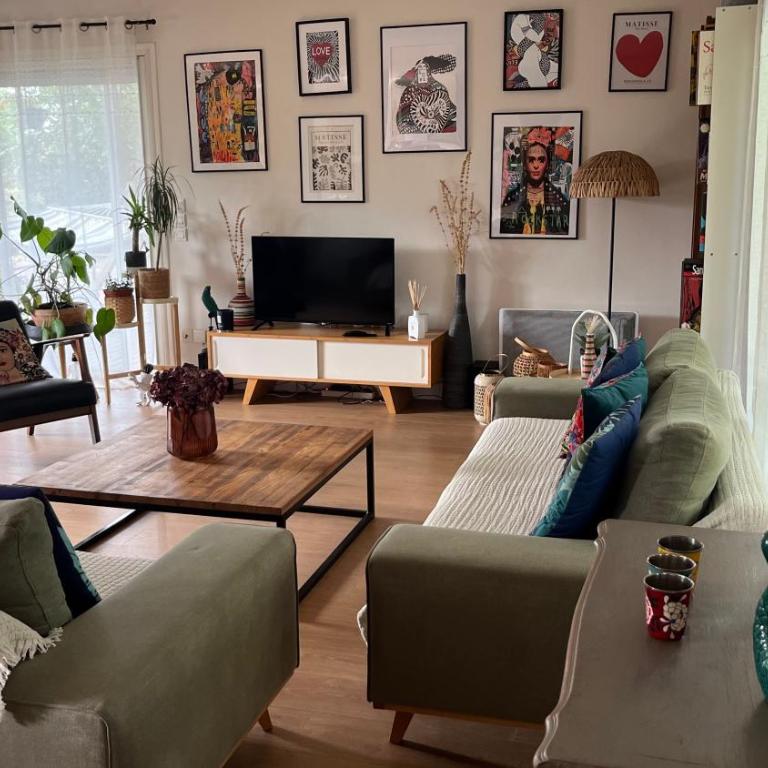Jolie maison de vacances proche lac - Villa 3 Chambres - 17
